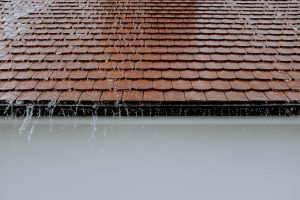 Read more about the article Roofing for All Seasons: Solutions for Extreme Weather Conditions
